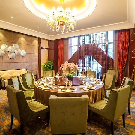 Longyatt Hotel Foshan Exterior photo